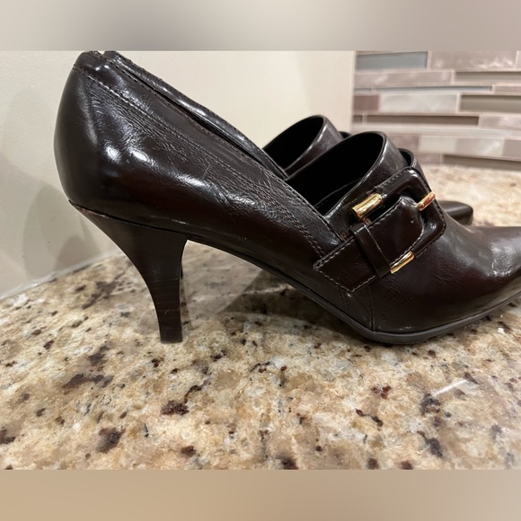 Size nine brown leather Franco Sarto shoes with two and a half inch heel - Picture 10 of 11